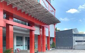 Urbanview Hotel Niraz Syariah Banjarmasin by RedDoorz